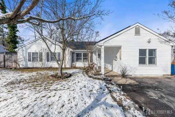 $469,900 | 8 Tanglewood Drive, Barnegat, NJ 08005