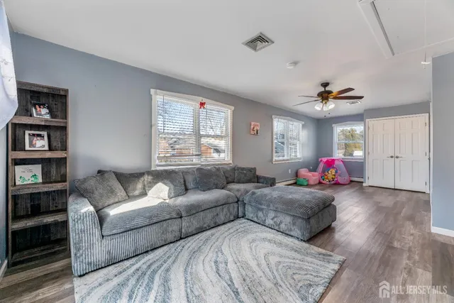 $519,900 | 8 Tanglewood Drive, Barnegat, NJ 08005