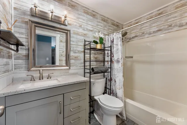 $519,900 | 8 Tanglewood Drive, Barnegat, NJ 08005