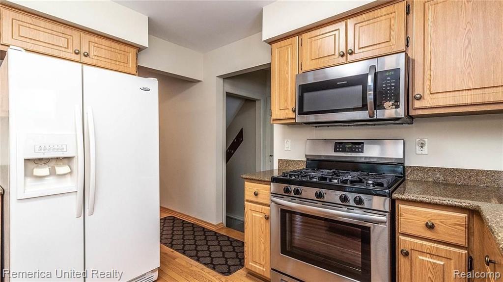 24117 Woodham Road Novi, MI 48374 - Photo 22 of 50