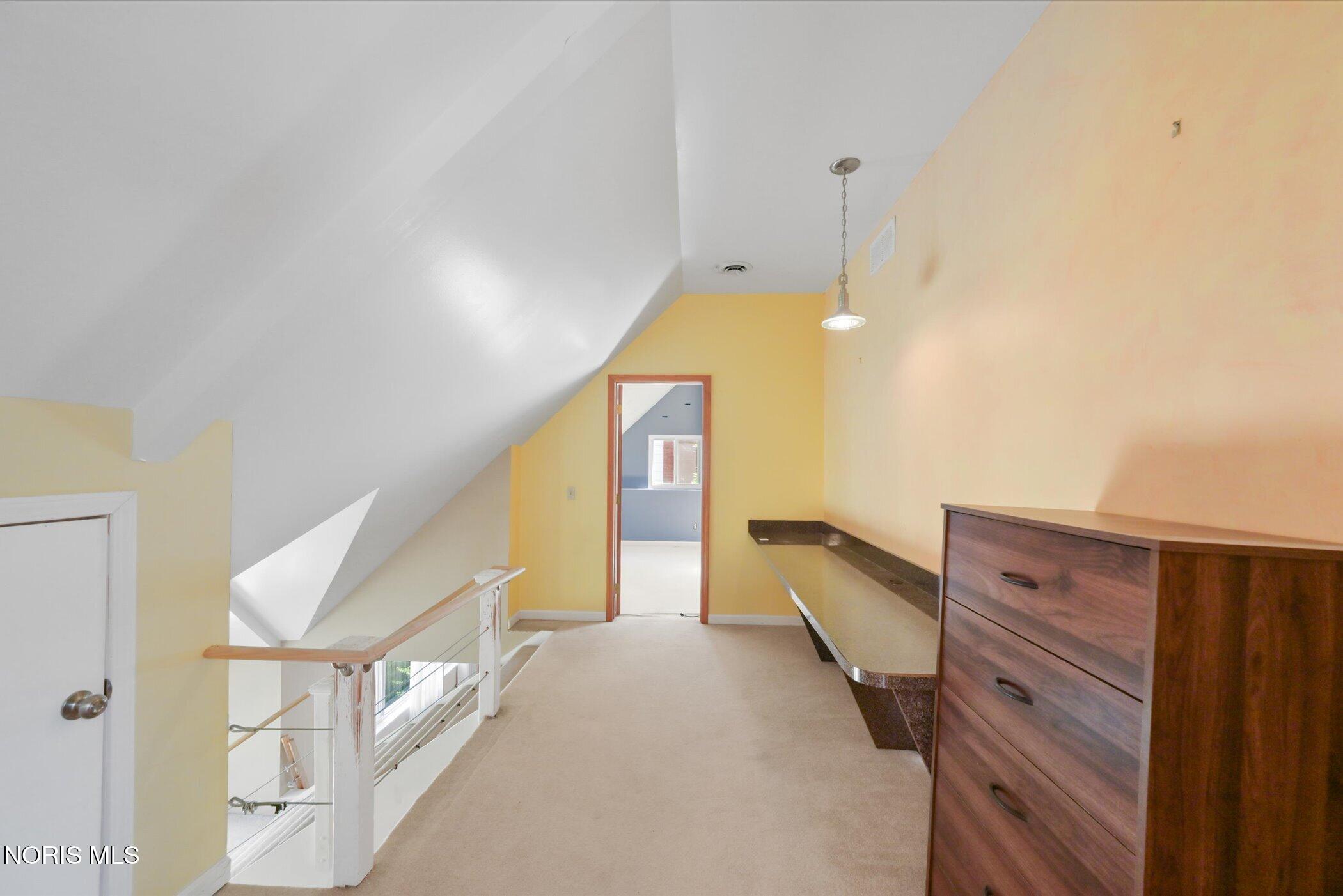 2459 Goddard Road Toledo, OH 43606 - Photo 26 of 38 Gallery Image 26