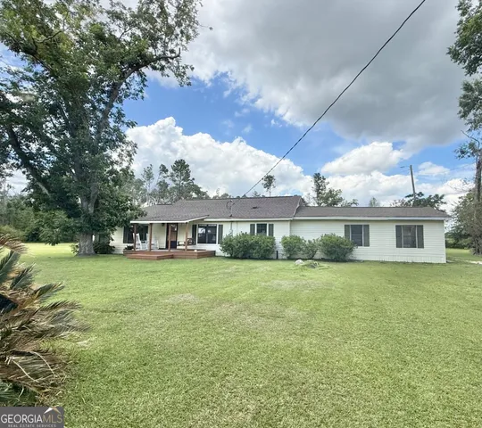 $196,500 | 3439 East River Road, Lumber City, GA 31549