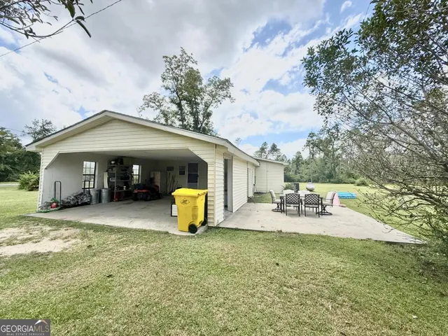 $196,500 | 3439 East River Road, Lumber City, GA 31549