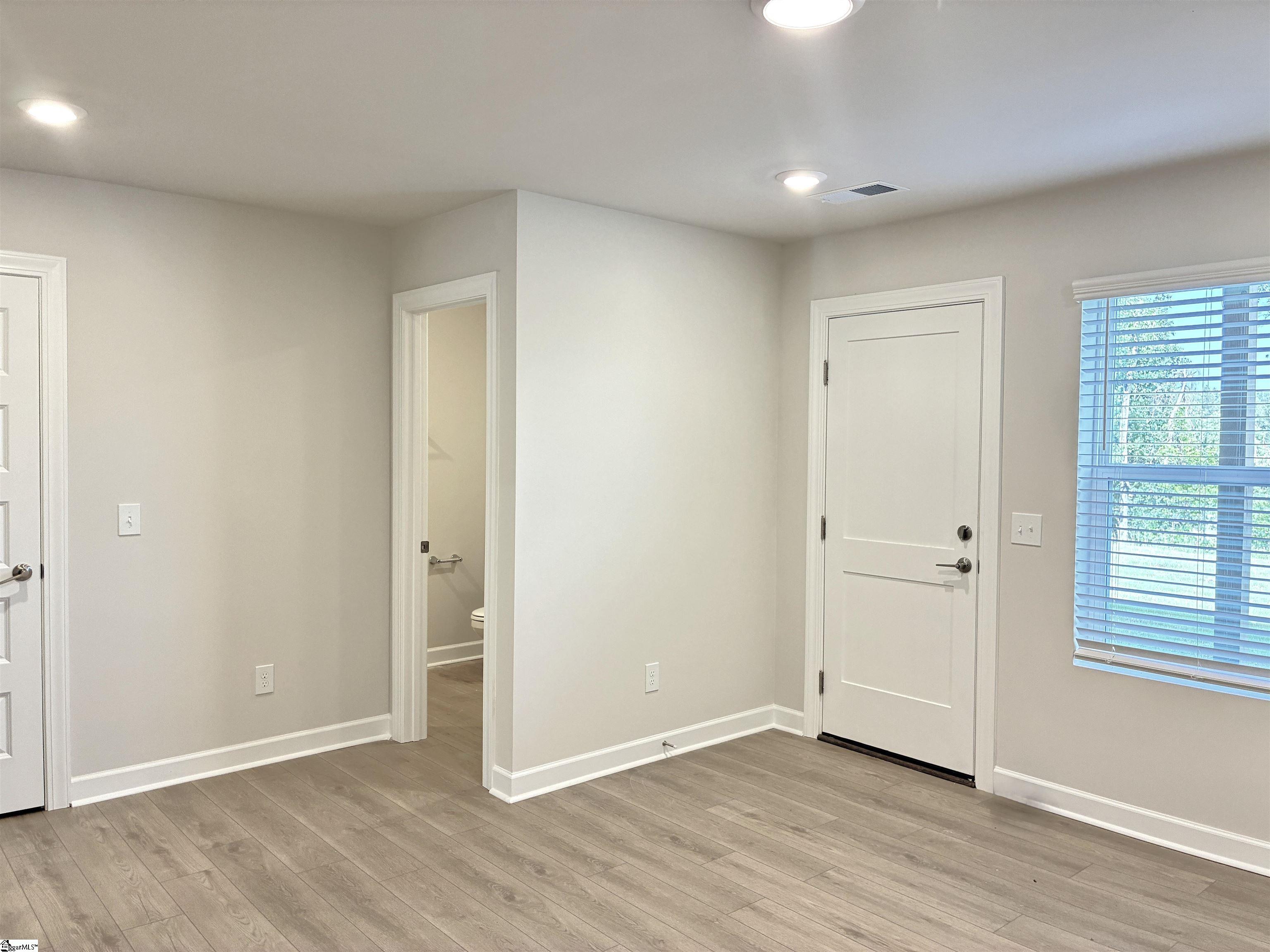 27 Pikewood Lane Greenville, SC 29607 - Photo 3 of 29