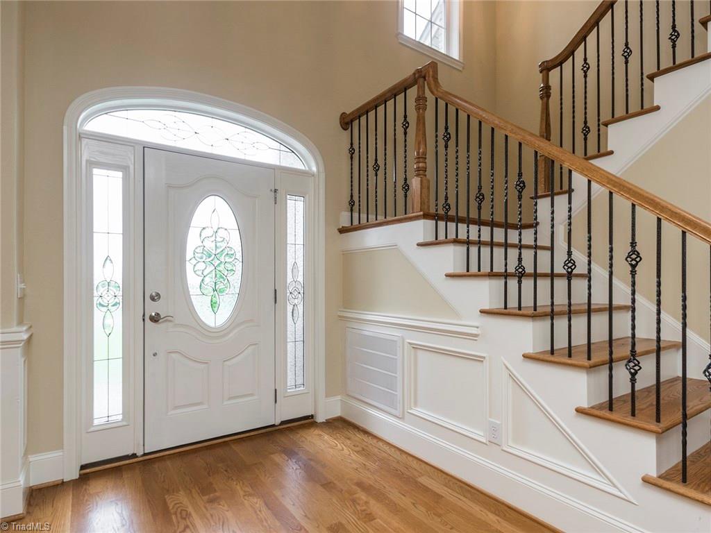 5601 Red Fox Court Oak Ridge, NC 27310 - Photo 3 of 30