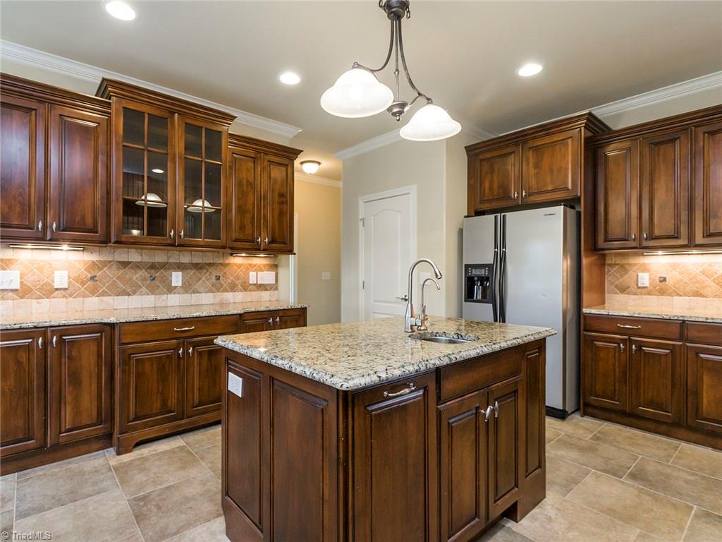 5601 Red Fox Court Oak Ridge, NC 27310 - Photo 9 of 30