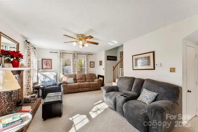 $315,000 | 2318 Cricket Lane, Gastonia, NC 28052