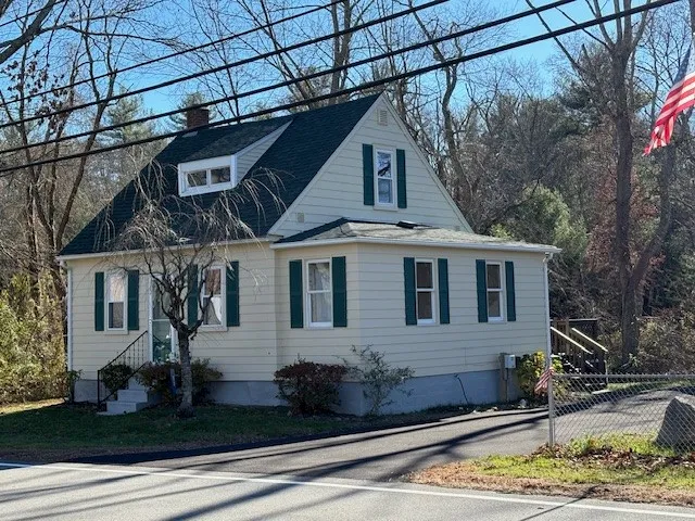 $375,000 | 52 Jackson Flat Road, Scituate, RI 02831