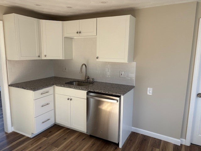 52 Jackson Flat Road Scituate, RI 02831 - Photo 11 of 23