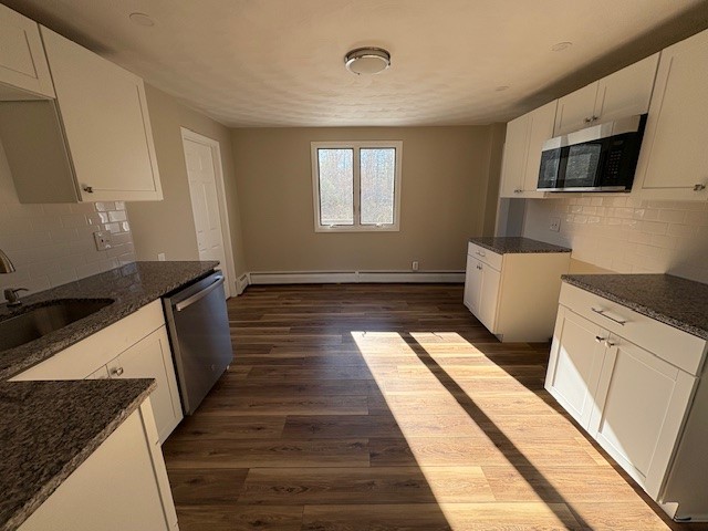 52 Jackson Flat Road Scituate, RI 02831 - Photo 13 of 23