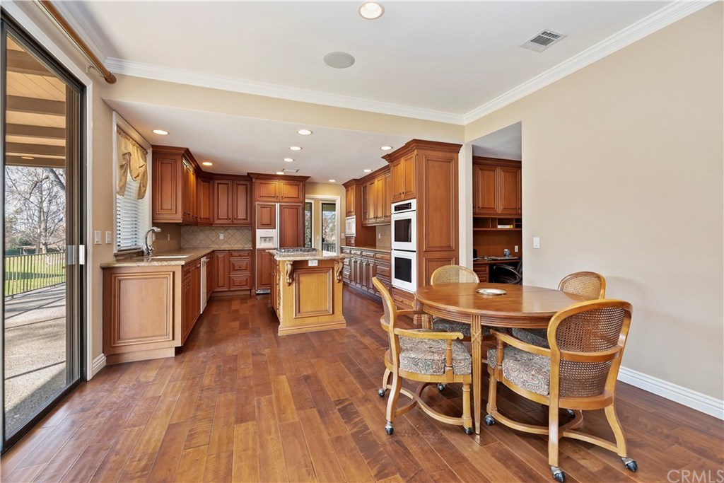 6231 Tecate Drive Riverside, CA 92506 - Photo 17 of 32 Gallery Image 17