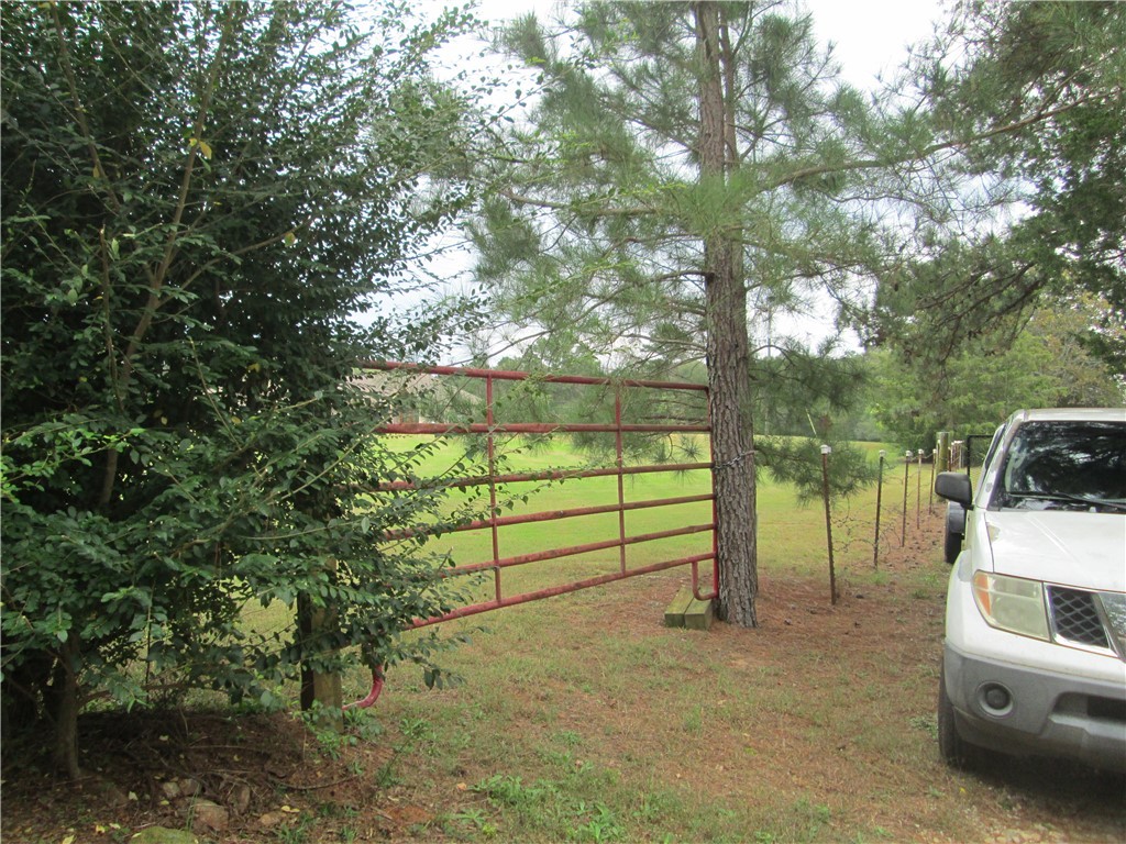 113 Marett Road Westminster, SC 29693 - Photo 2 of 3 Gallery Image 2