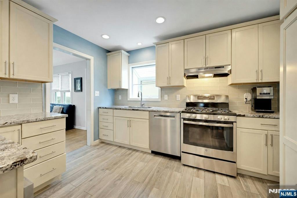 237 North Avenue Wood-Ridge, NJ 07075 - Photo 16 of 34