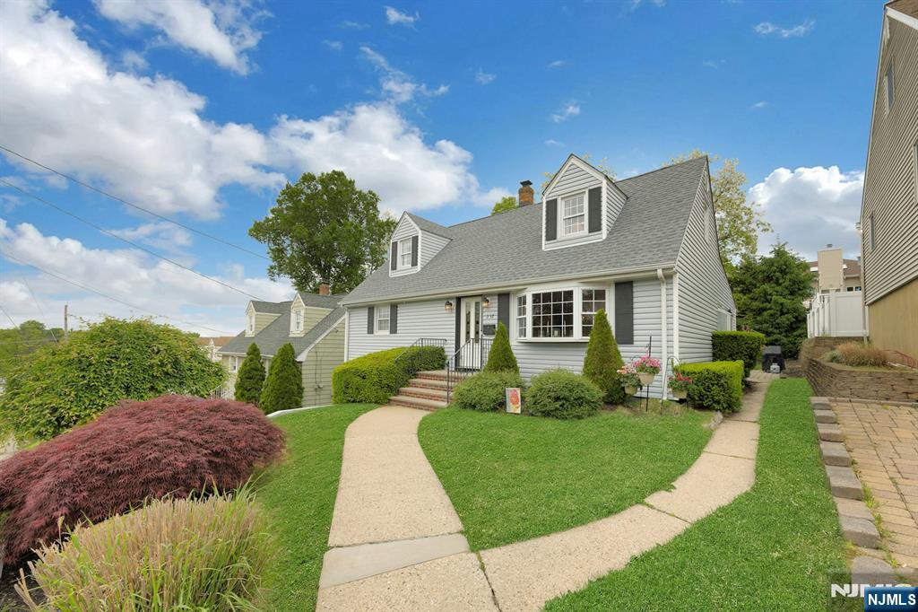 237 North Avenue Wood-Ridge, NJ 07075 - Photo 2 of 34