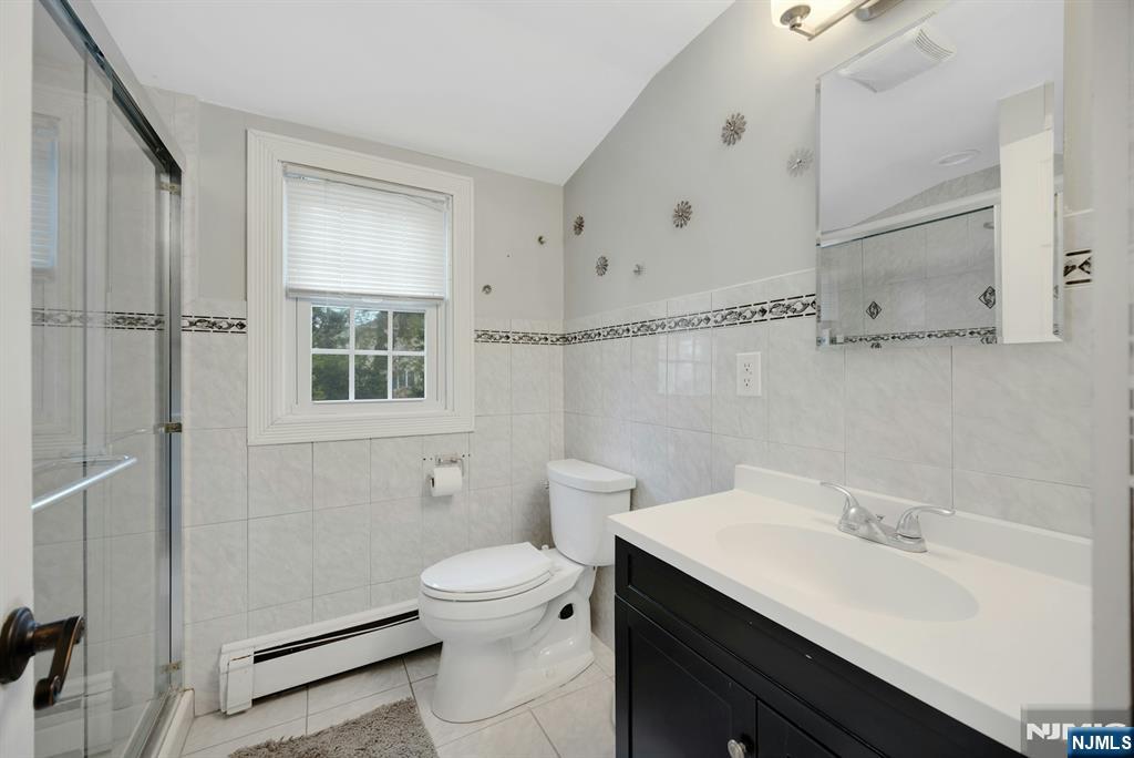 237 North Avenue Wood-Ridge, NJ 07075 - Photo 25 of 34