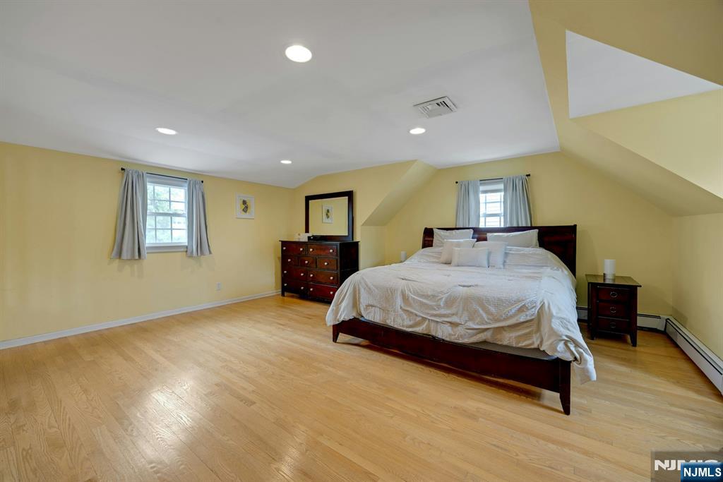 237 North Avenue Wood-Ridge, NJ 07075 - Photo 29 of 34