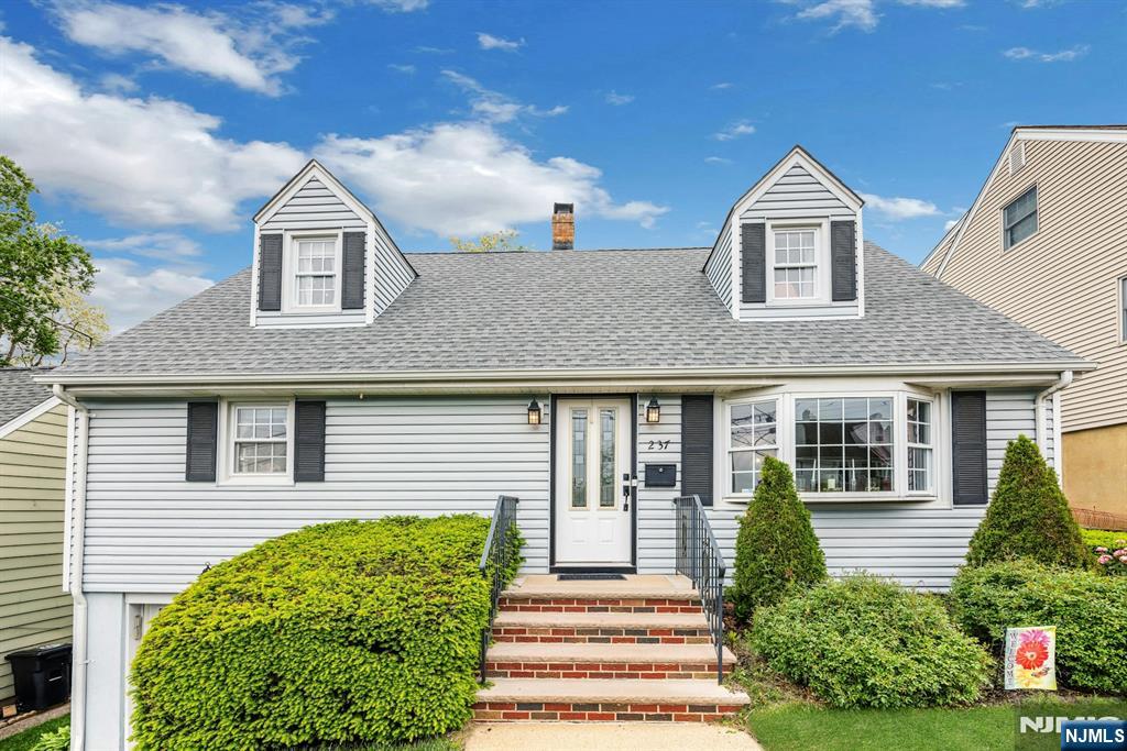 237 North Avenue Wood-Ridge, NJ 07075 - Photo 3 of 34