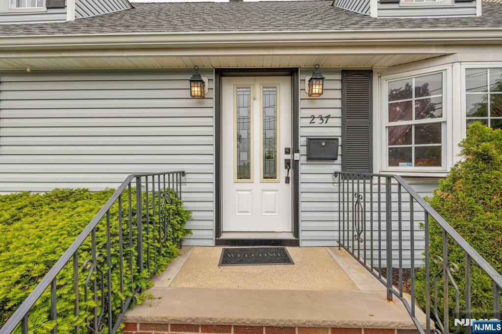237 North Avenue Wood-Ridge, NJ 07075 - Photo 6 of 34