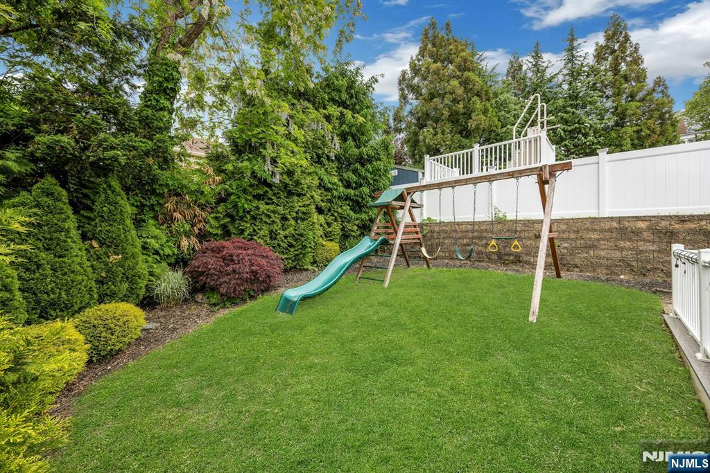 237 North Avenue Wood-Ridge, NJ 07075 - Photo 8 of 34