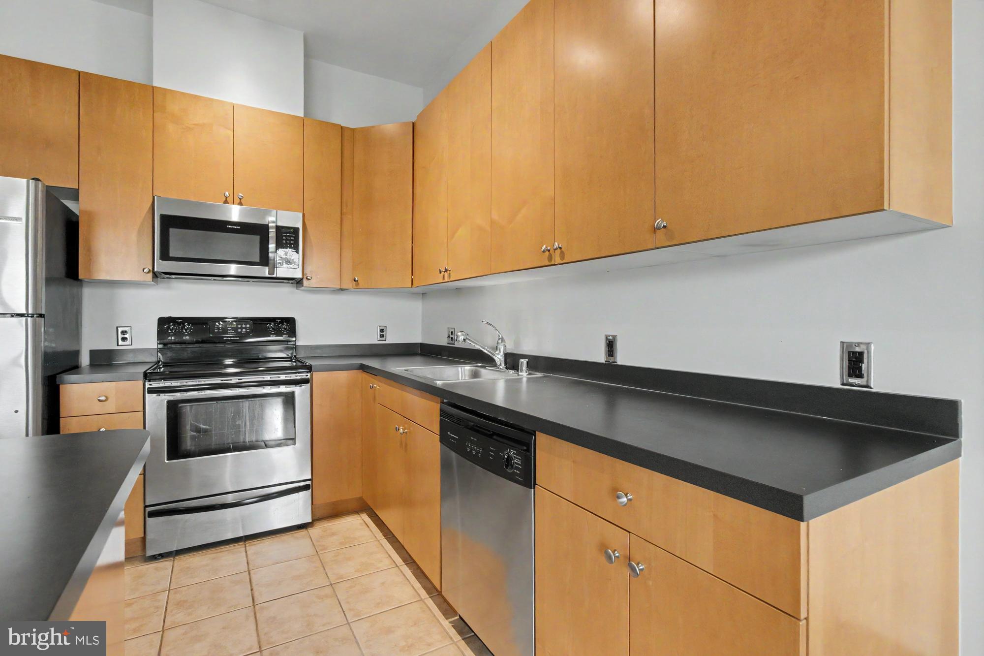 2007 Clipper Park Road, Unit 314 Baltimore, MD 21211 - Photo 14 of 41