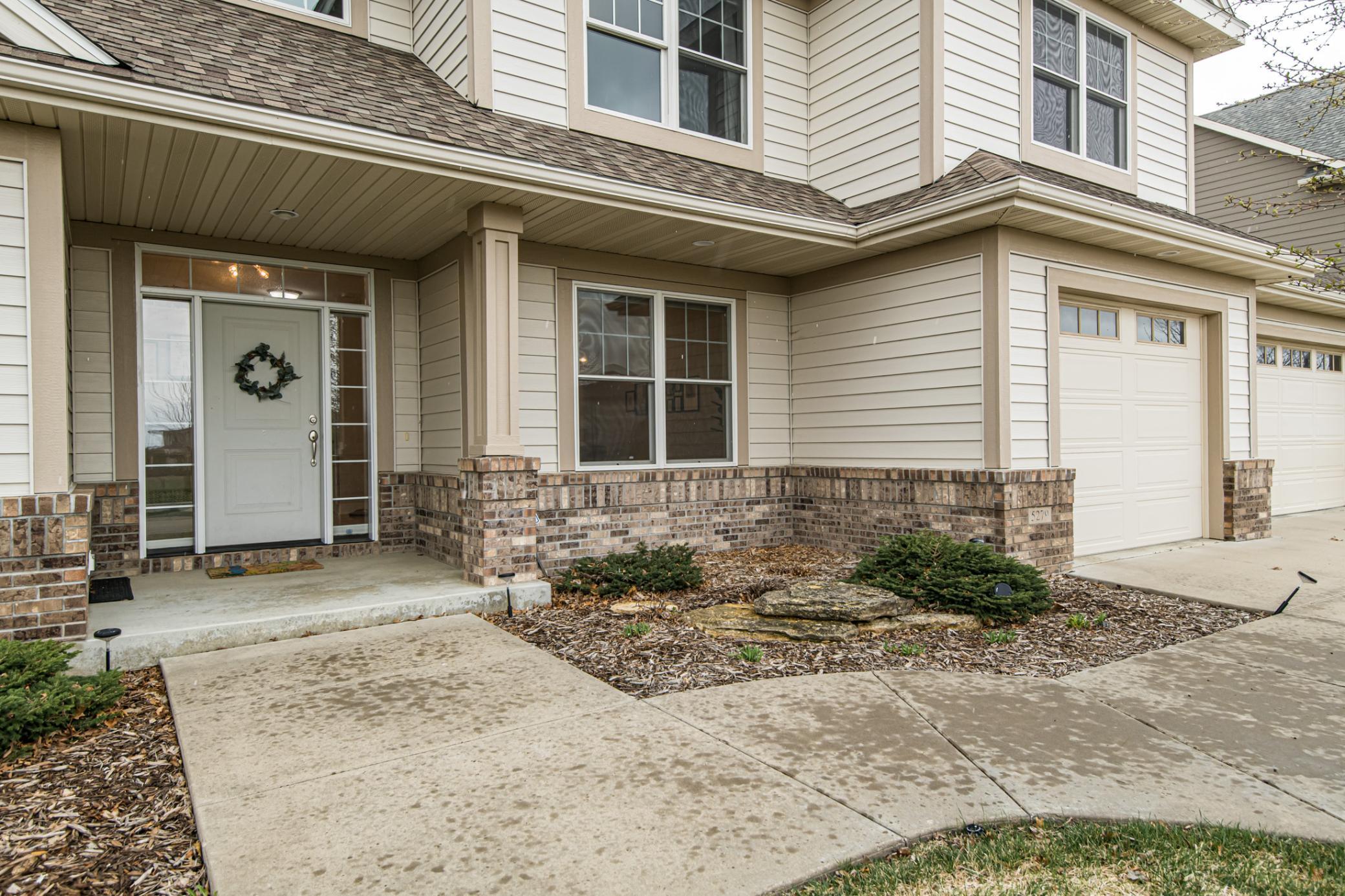 5279 Scenic View Drive Southwest Rochester, MN 55902 - Photo 3 of 67