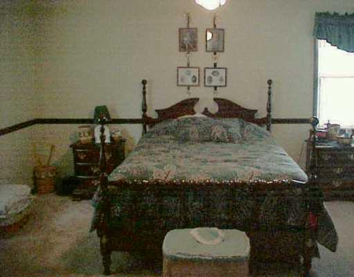 3972 Patterson Road Aliquippa, PA 15001 - Photo 4 of 6 Gallery Image 4