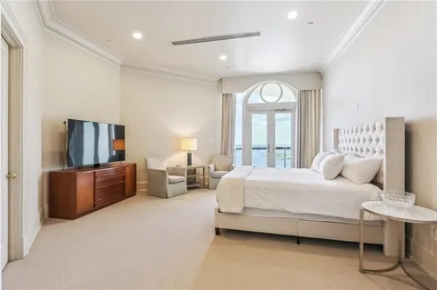 $6,100,000 | 600 Port Of New Orleans Place, Unit 15F, New Orleans, LA 70130