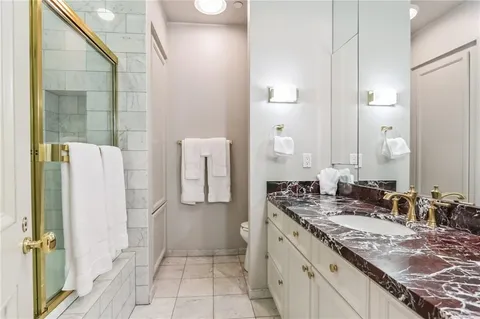 $6,100,000 | 600 Port Of New Orleans Place, Unit 15F, New Orleans, LA 70130