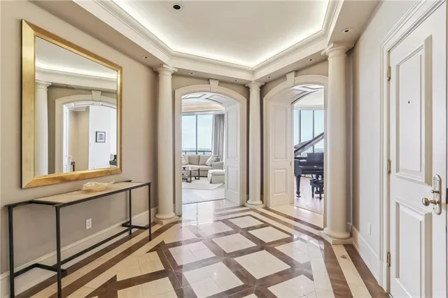$6,100,000 | 600 Port Of New Orleans Place, Unit 15F, New Orleans, LA 70130