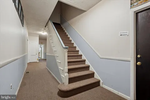 a car parked in front of a building