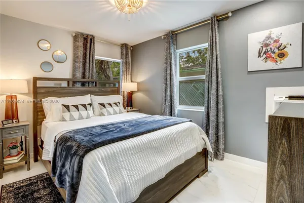 $1,650 | 2302 Taylor Street, Unit 4, Hollywood, FL 33020