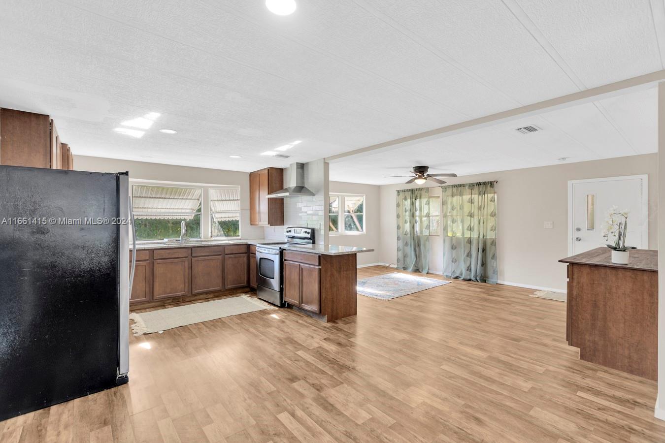11932 Coral Place Boca Raton, FL 33428 - Photo 3 of 54