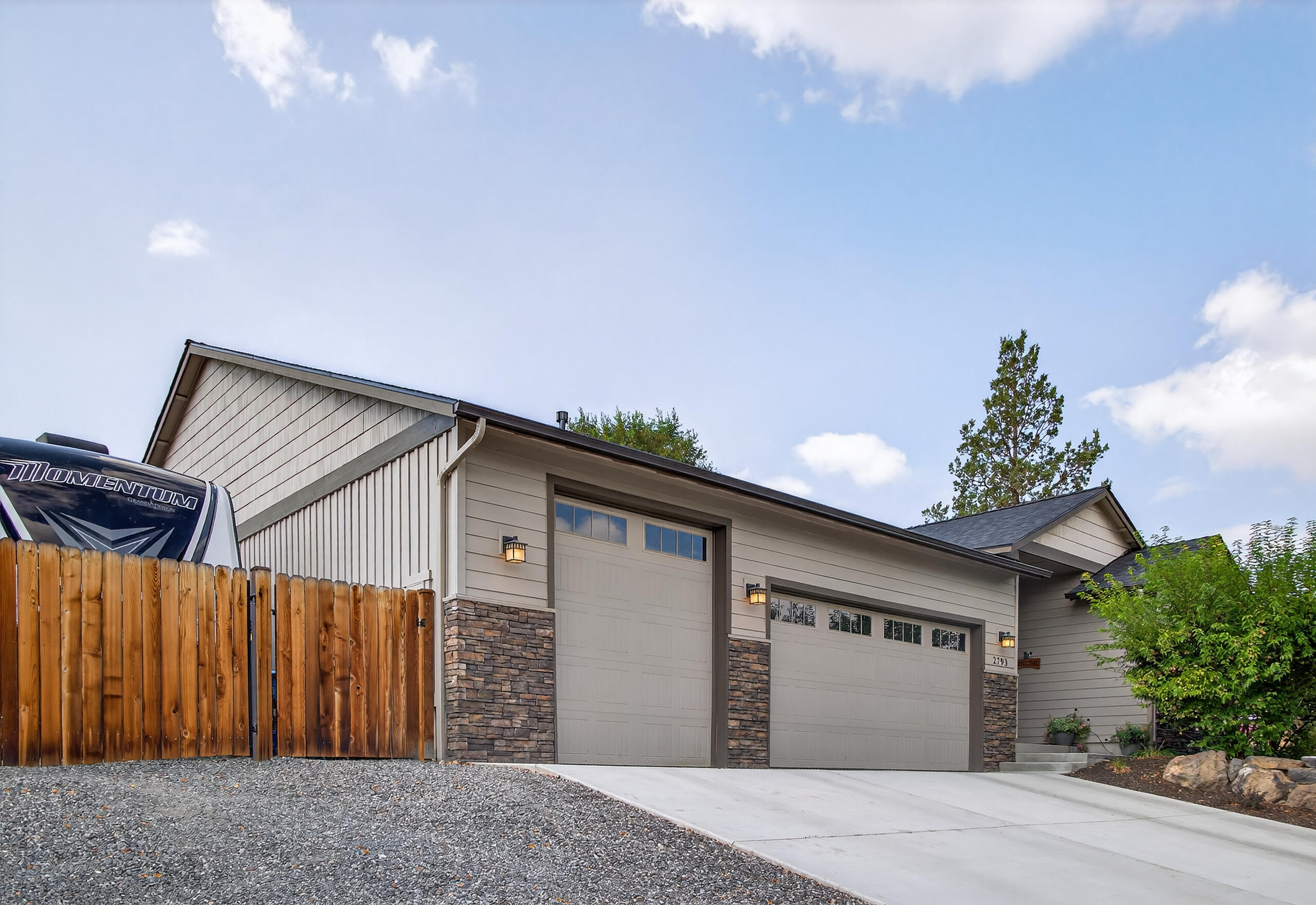 2793 Southwest 33rd Street Redmond, OR 97756 - Photo 42 of 44 a front view of a house