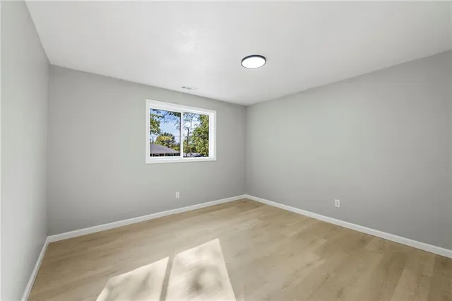 $389,000 | 10206 West 88th Terrace, Overland Park, KS 66212