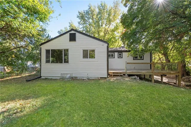 $389,000 | 10206 West 88th Terrace, Overland Park, KS 66212