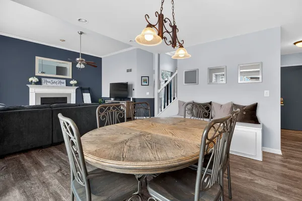 $369,900 | 5312 Floralwood Court, Plainfield, IL 60586