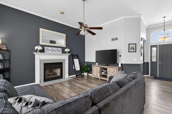 $369,900 | 5312 Floralwood Court, Plainfield, IL 60586