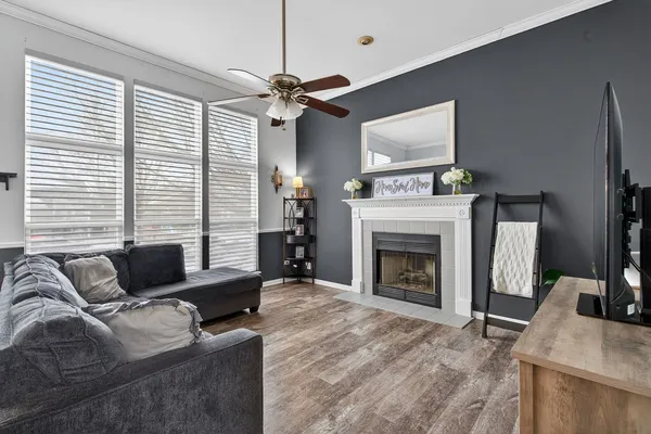 $369,900 | 5312 Floralwood Court, Plainfield, IL 60586