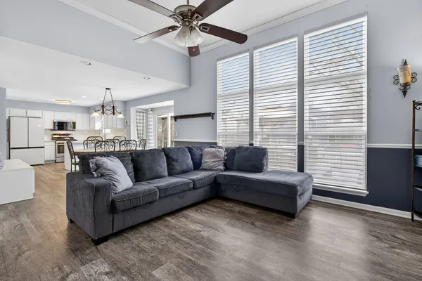 $369,900 | 5312 Floralwood Court, Plainfield, IL 60586