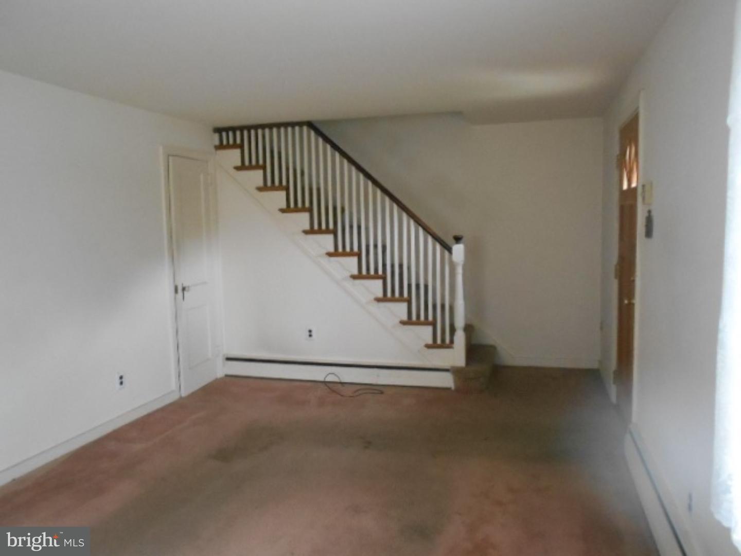 34 South State Road Springfield, PA 19064 - Photo 2 of 15 Living Room
