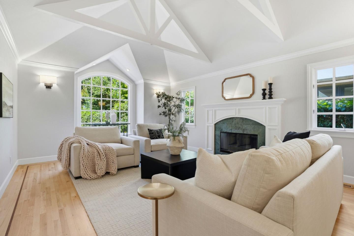 208 Stanford Avenue Menlo Park, CA 94025 - Photo 15 of 51