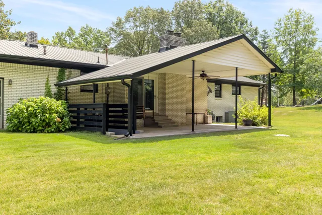 $594,500 | 2809 Country Club Drive, Centerville, TN 37033