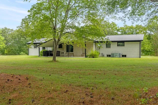 $594,500 | 2809 Country Club Drive, Centerville, TN 37033