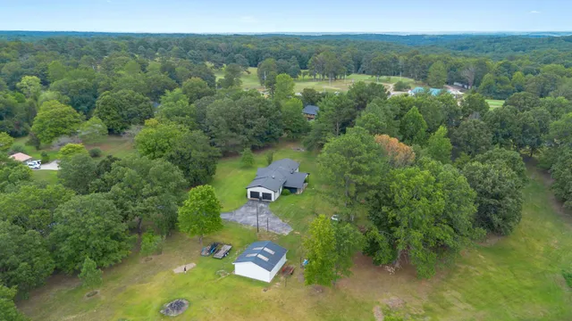 $594,500 | 2809 Country Club Drive, Centerville, TN 37033