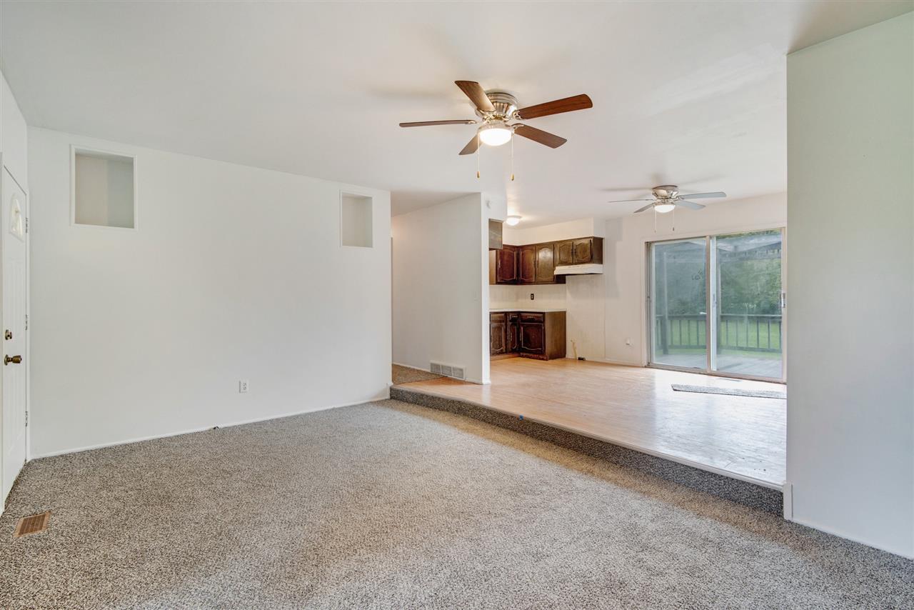 12391 North Genesee Road Clio, MI 48420 - Photo 22 of 23 31397889-21.JPG
