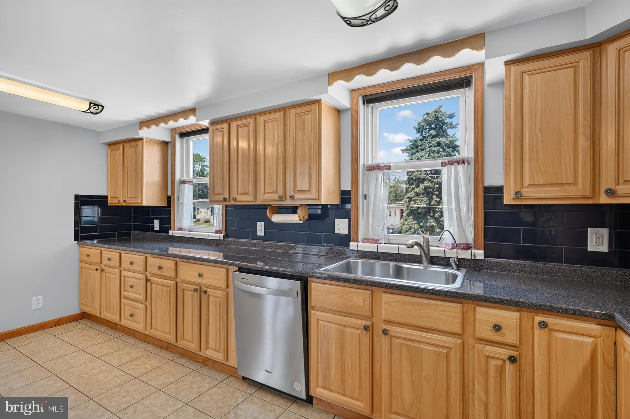 1100 Surrey Road Philadelphia, PA 19115 - Photo 11 of 31 Kitchen