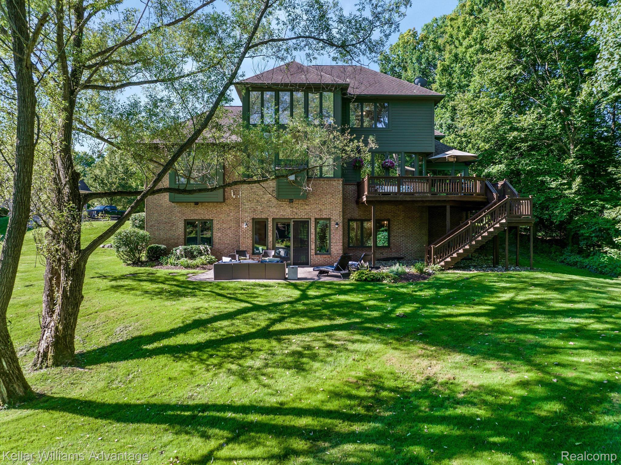 5440 Inverrary Lane Commerce Township, MI 48382 - Photo 39 of 49 Back