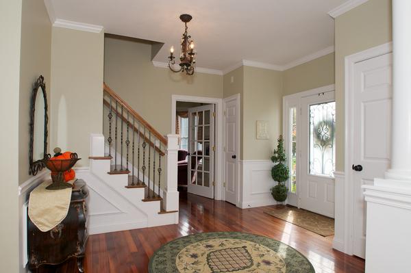 4 Devonshire Road Amesbury, MA 01913 - Photo 11 of 23 a living room with furniture and wooden floor