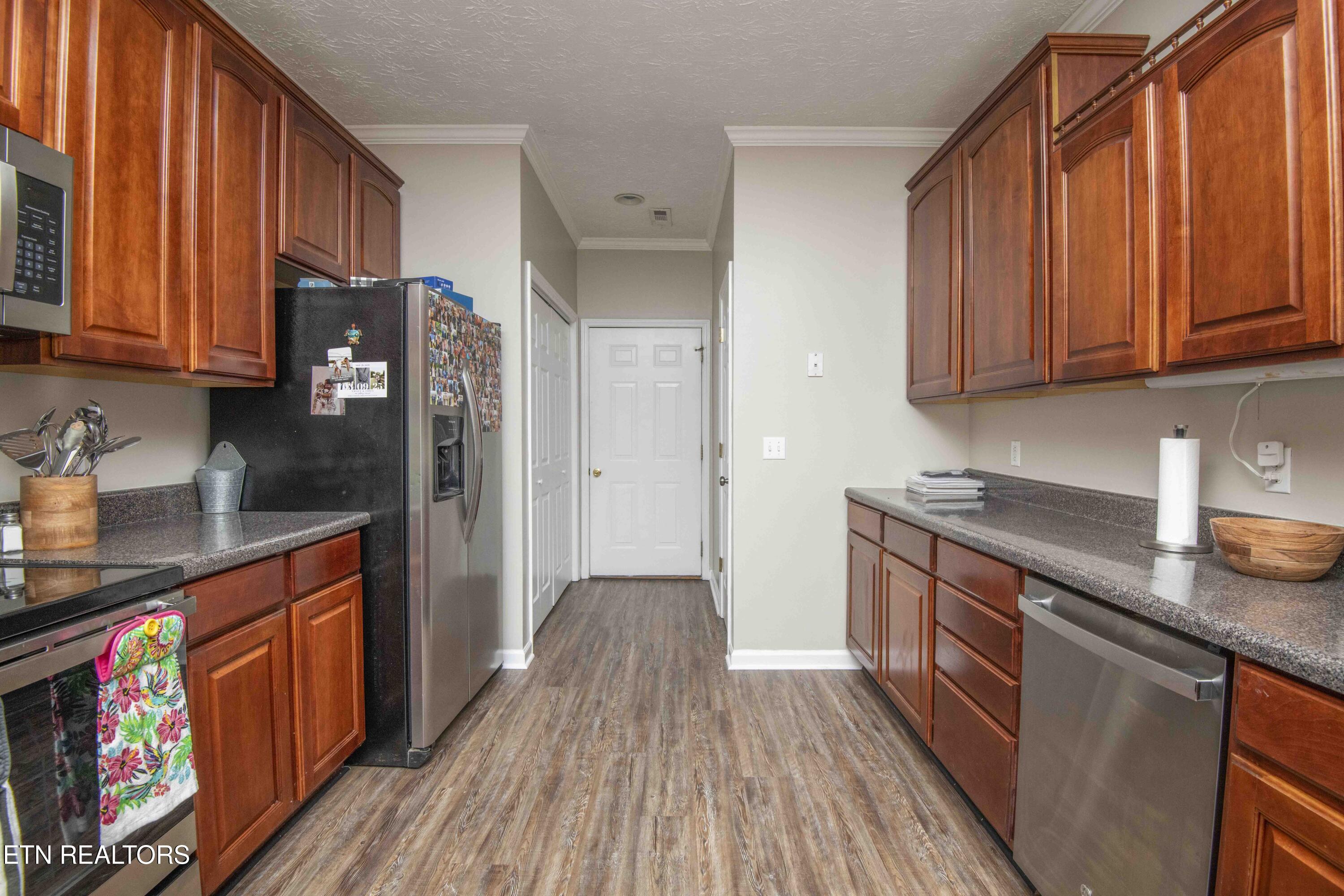 117 Channel Way Clinton, TN 37716 - Photo 13 of 39 11_1