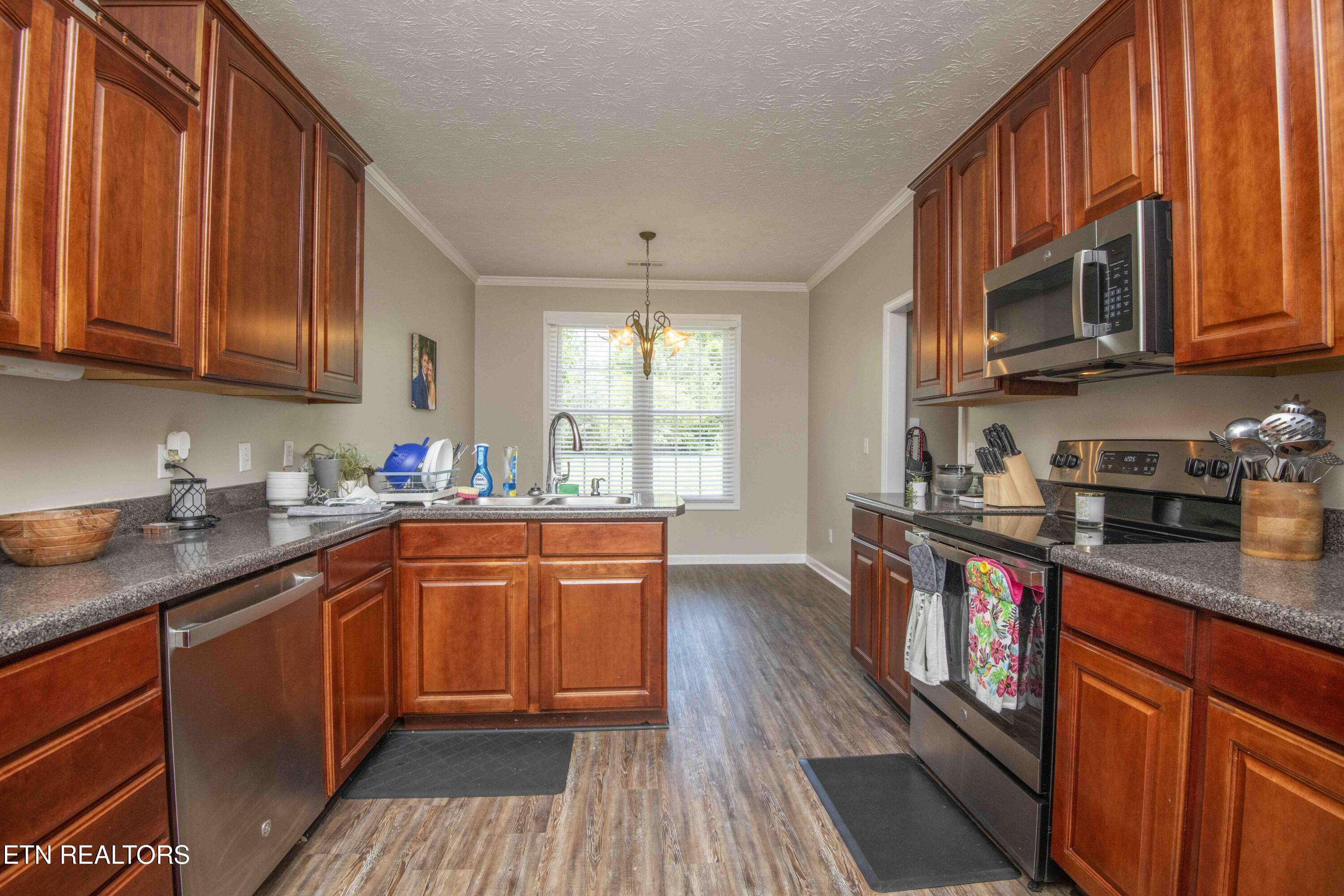 117 Channel Way Clinton, TN 37716 - Photo 14 of 39 12_1